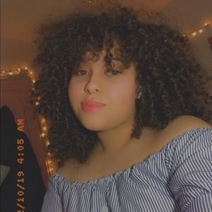 Meet your Posher, Stefanie